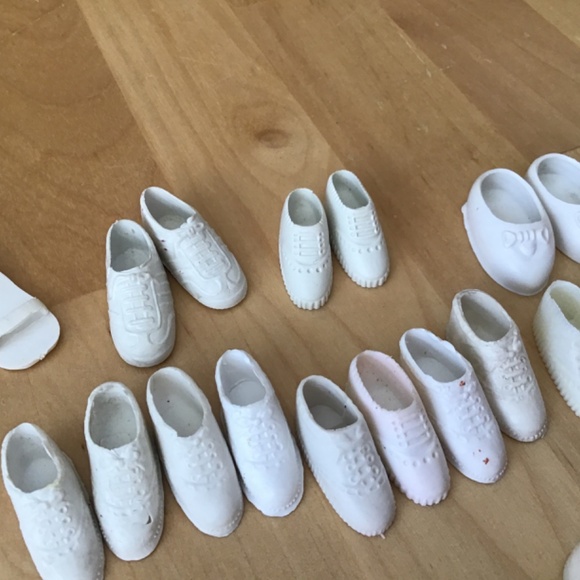 Vintage Barbie Shoes - Picture 5 of 9